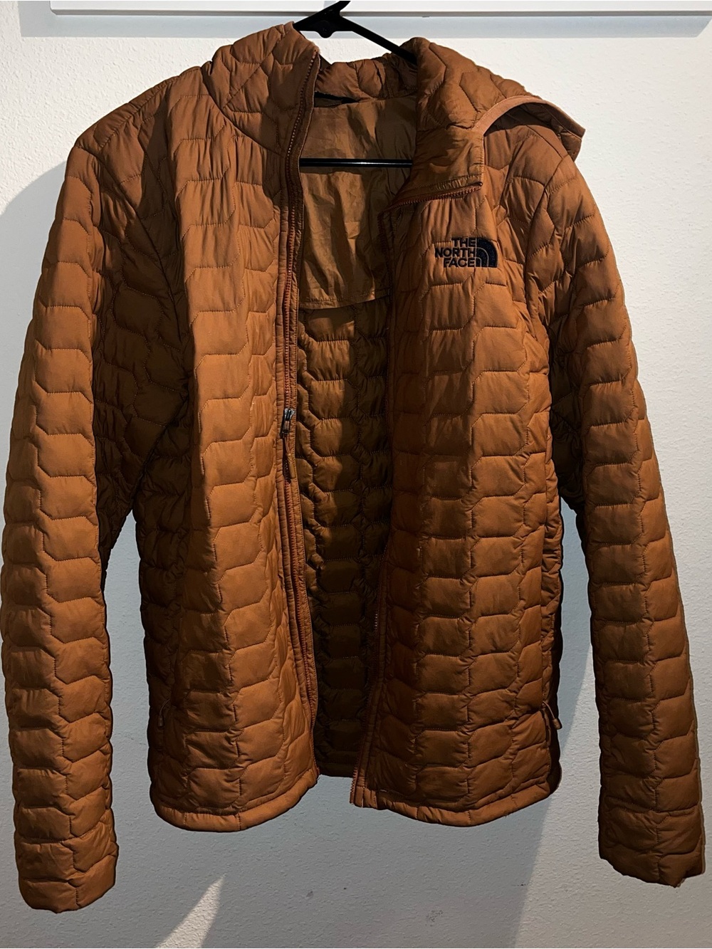 The North Face Men's Thermoball Hooded Jacket - Rust Brown